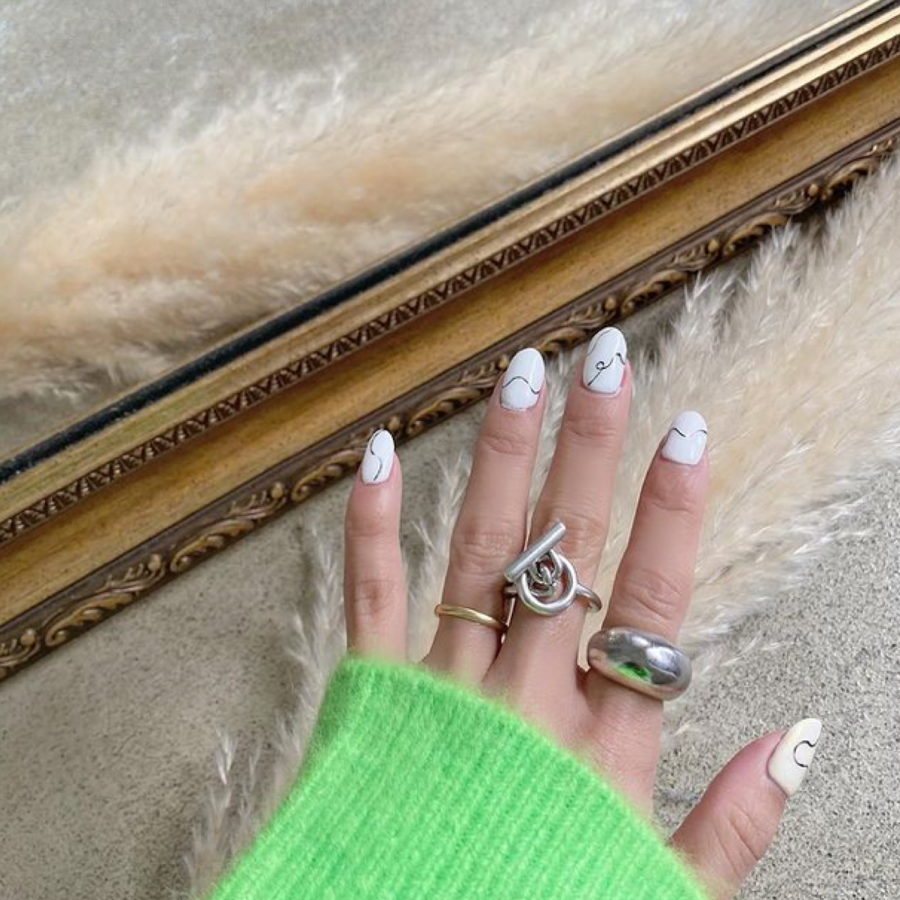 帽子のような、指輪のような、 楽天市場】V字 リング 指輪 レディース おしゃれ シルバー 925